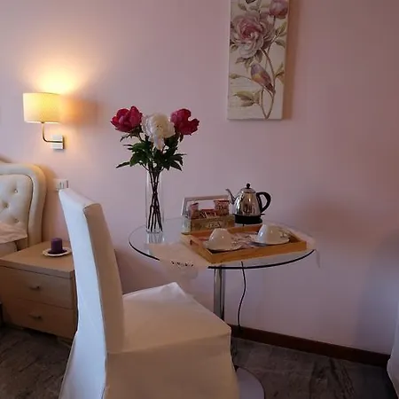 Couette-café Fiore Vaticano 5*