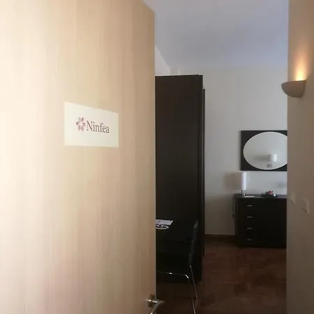 Couette-café Fiore Vaticano 5*