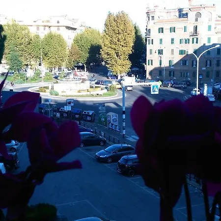 Panzió Fiore Vaticano 5*
